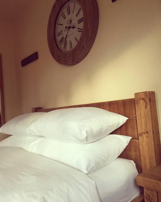 Bumbleberry Cottage Gresford 외부 사진