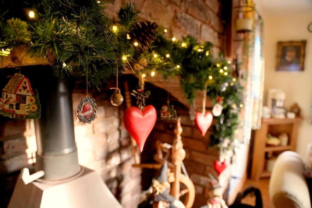 Bumbleberry Cottage Gresford 외부 사진