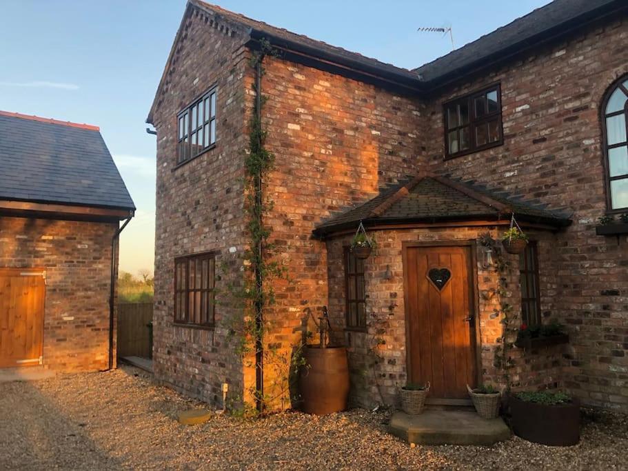 Bumbleberry Cottage Gresford 외부 사진