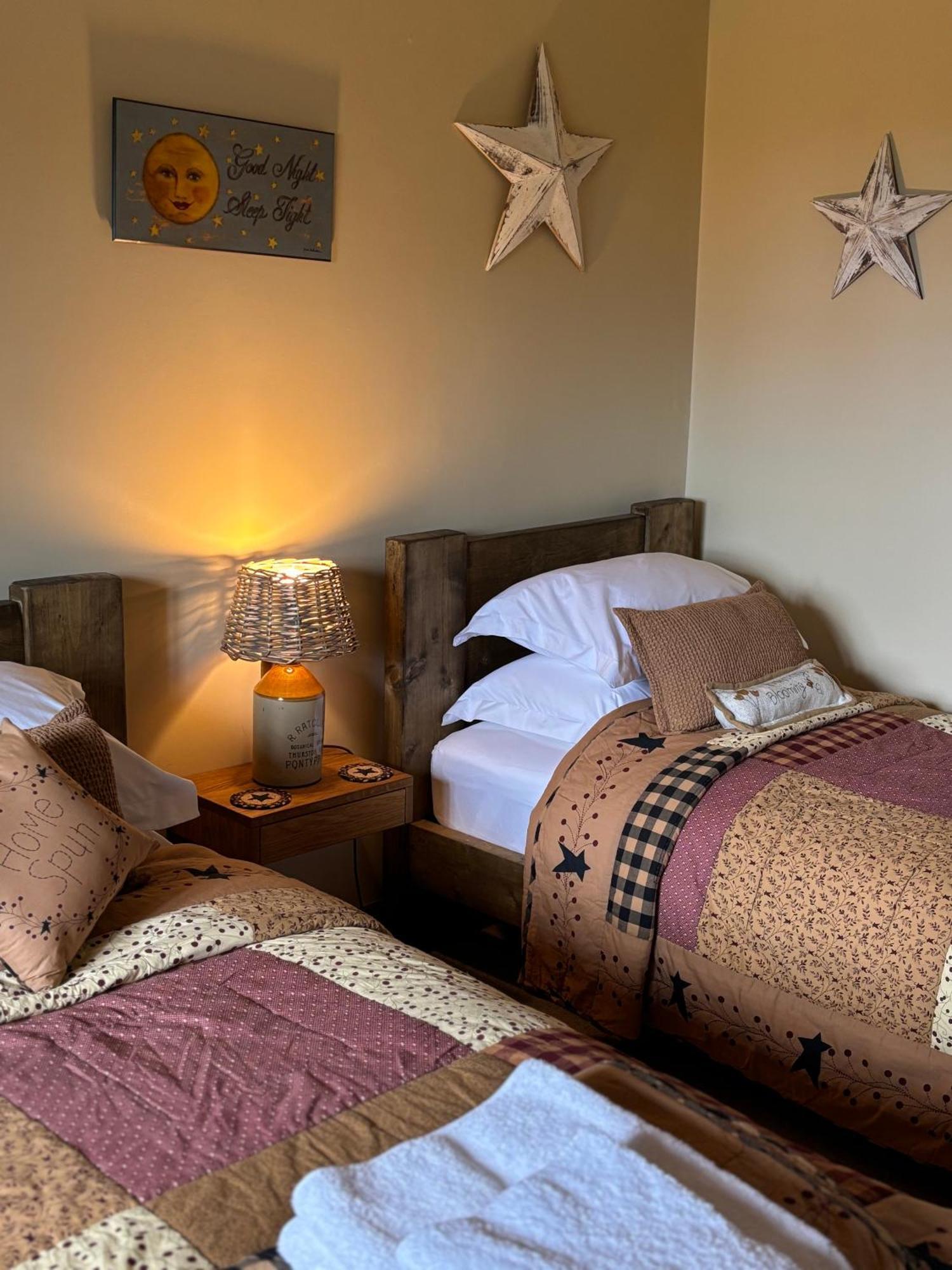 Bumbleberry Cottage Gresford 외부 사진